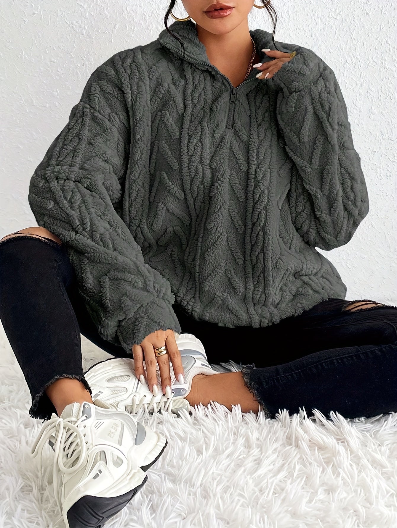 Dianne - Luxe Cable-Knit Fleece Sweatshirt